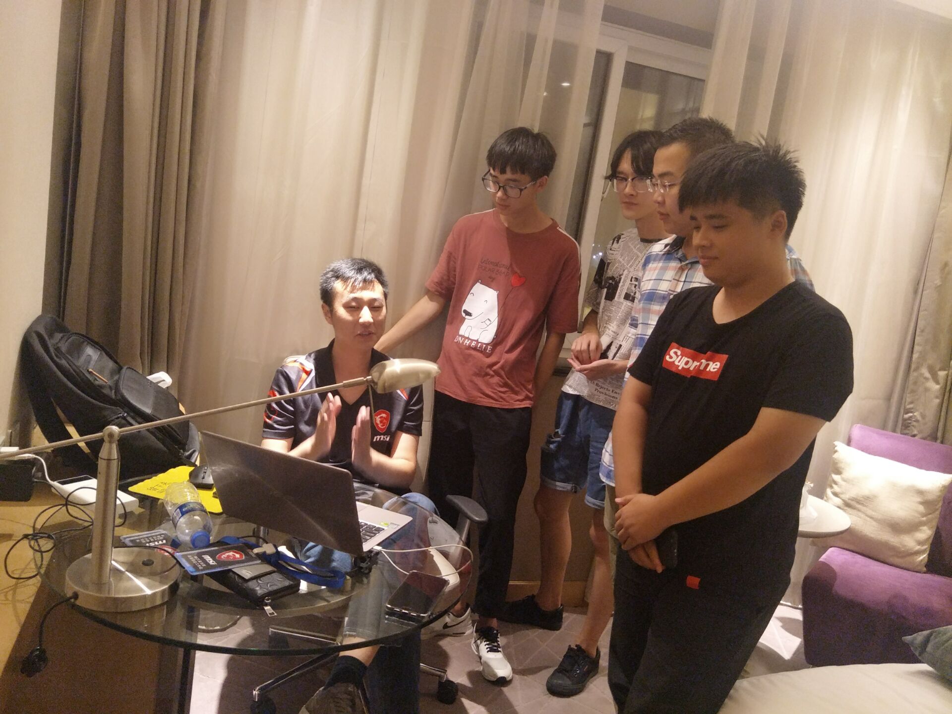 BDFC886DC5E9199092D5105827BB4775.jpg