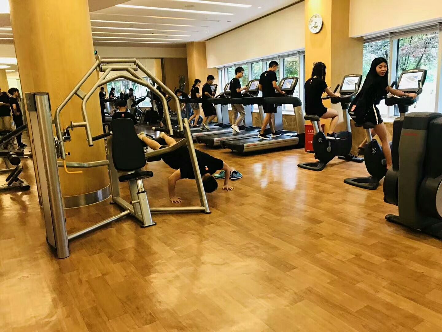 健身房.jpg